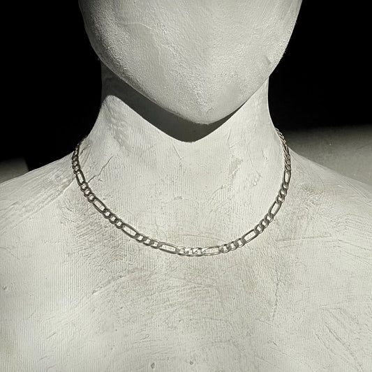 Everyday Chic Cuban Necklace