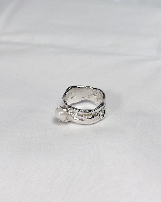 Magma Pearl Ring