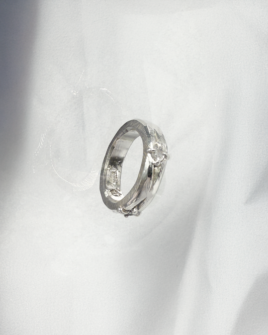 Glint Stone Silver Band