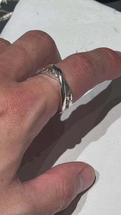 Mobius Ring